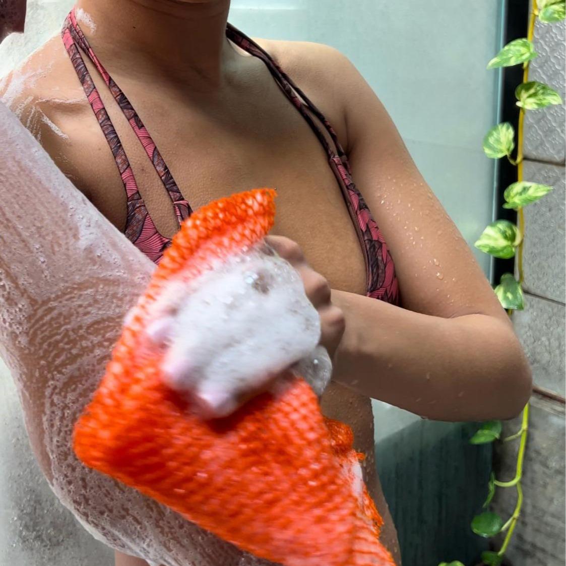 ScrubNet™ Bath Towel