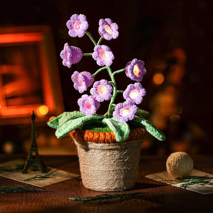 BloomLight™ Crochet Lamp